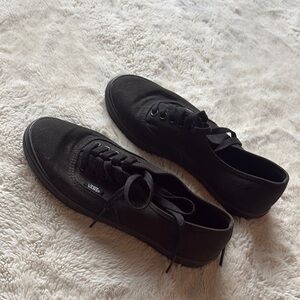 Vans Black Canvas Sneakers –Women’s 6 / Men’s 4.5 | Iconic Streetwear Style